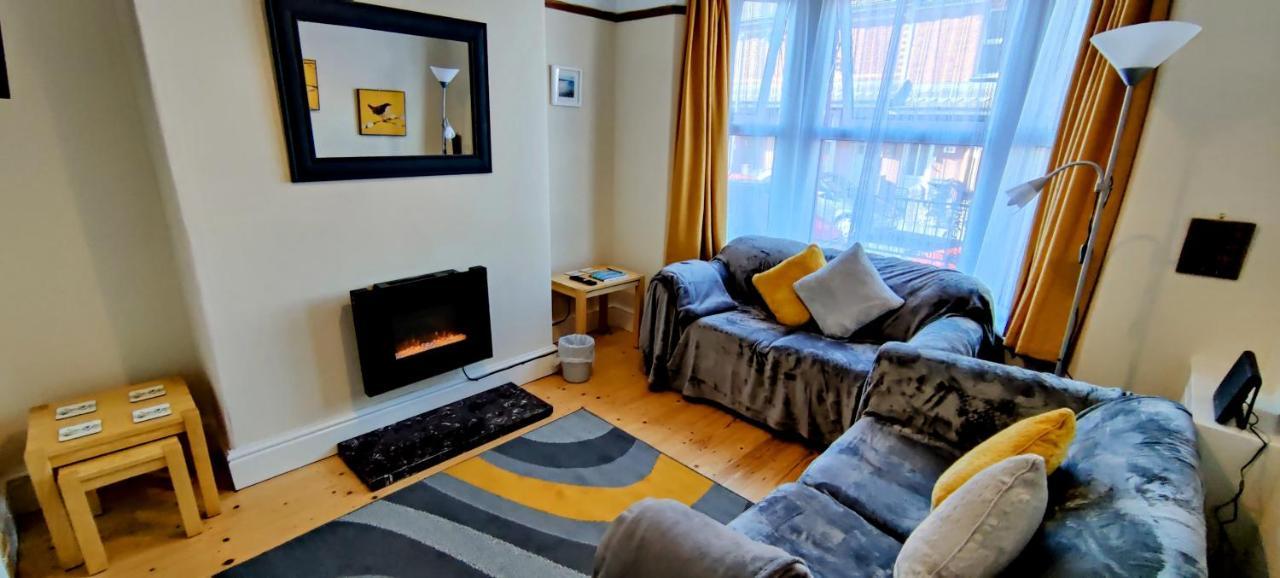 Вилла Rhubarb Terrace On The Coast - Sleeps 1-6 Колвин Бэй Экстерьер фото