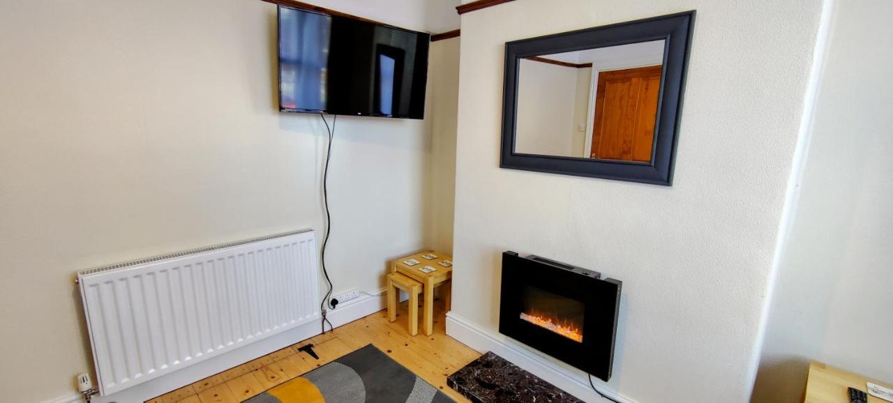 Вилла Rhubarb Terrace On The Coast - Sleeps 1-6 Колвин Бэй Экстерьер фото